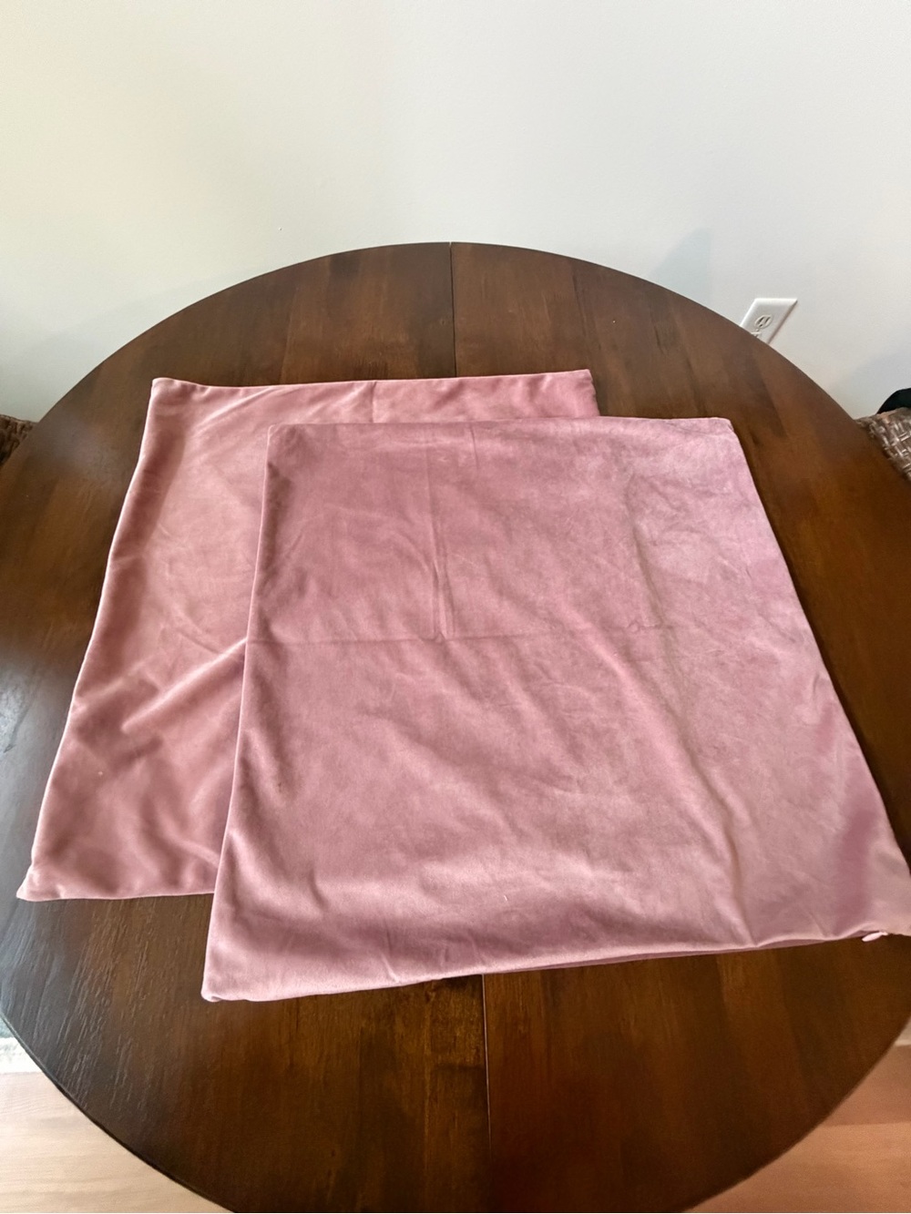 Pillow shams 19x19 dusty pink velvet